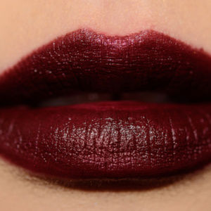 MAC Matte Lipstick - Velvet Rebellion